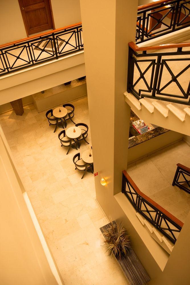 Hotel Magno Tepatitlán Exterior foto